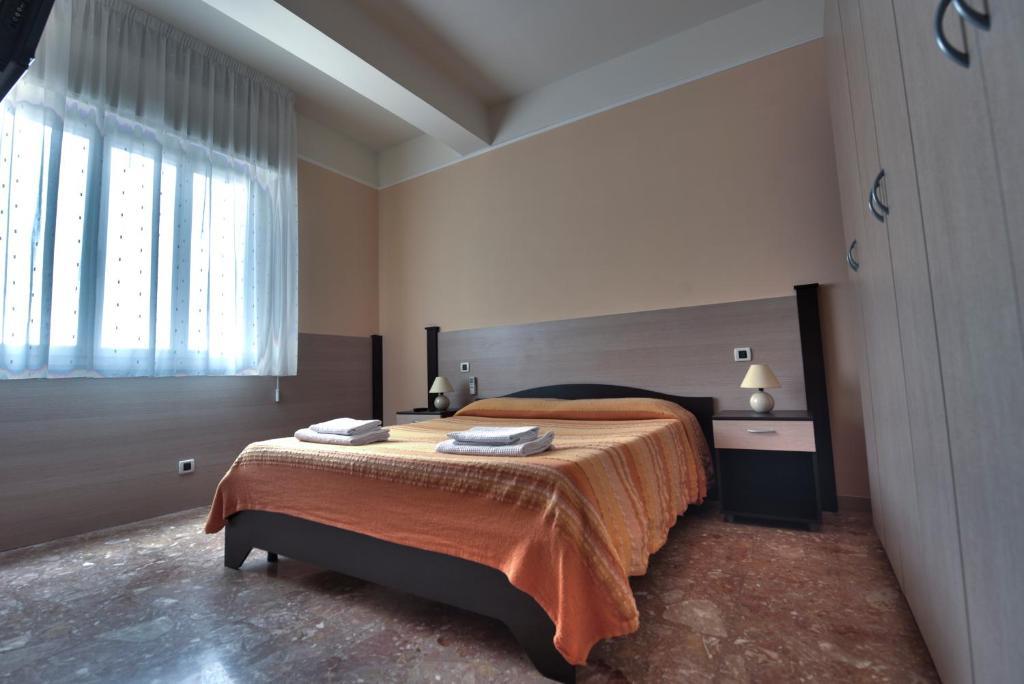 Aragonese Bed & Breakfast Reggio Calabria Room photo